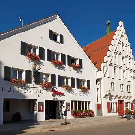 Fuchsbraeu 4*